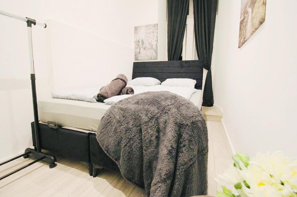 Comfortable Rooms In Akh Area Wien Exterior foto